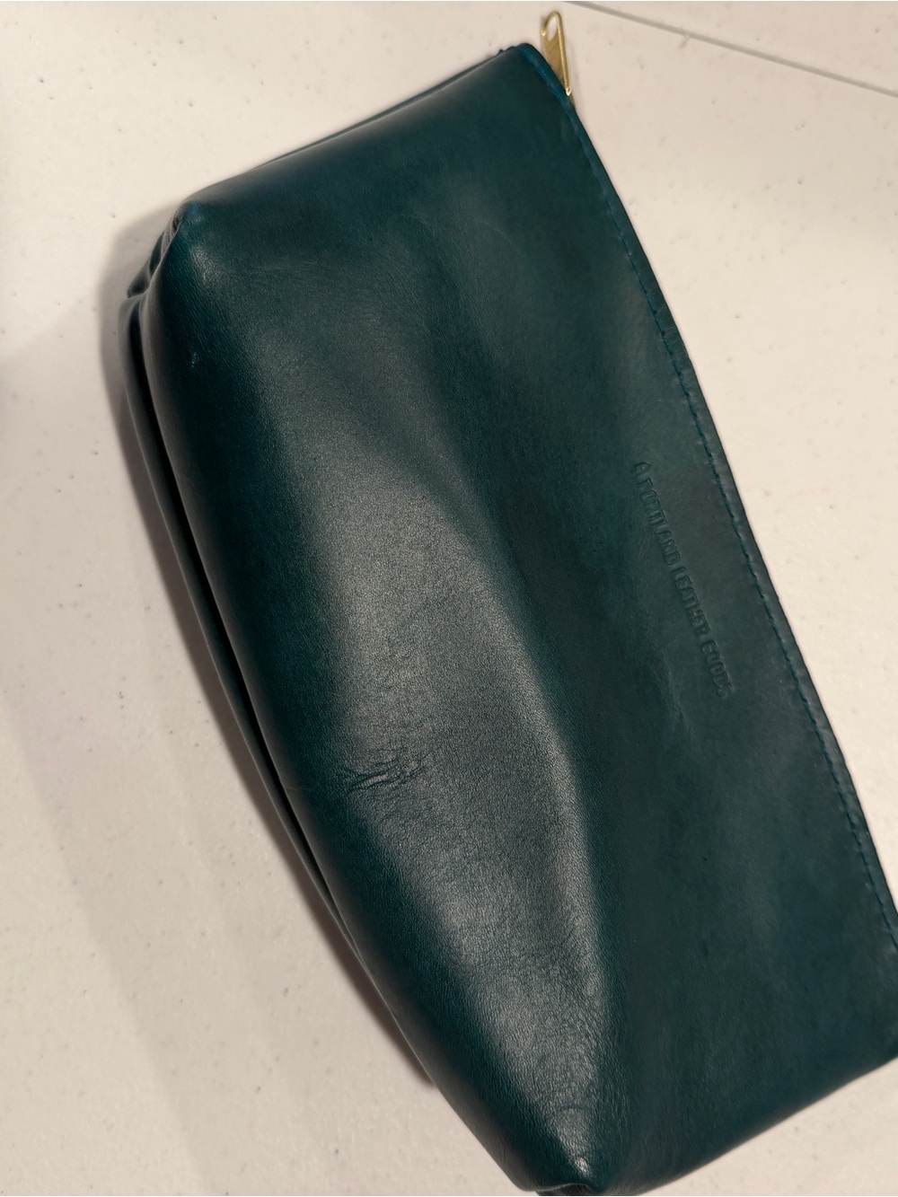 Portland Leather Leather Utility Bag (color: Caribbean)